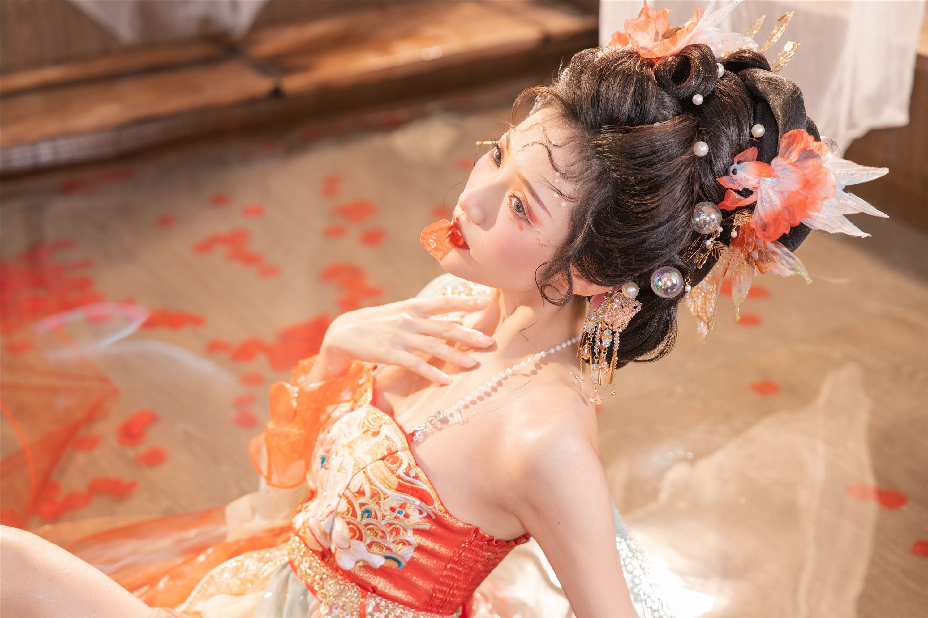 YITUYU艺图语 2025.01.11 月韵花影 o1ne万